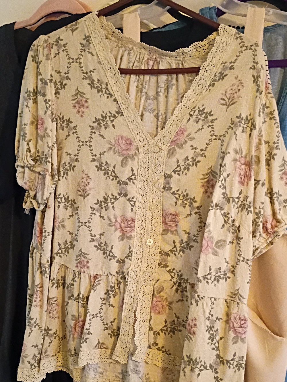 torrid Cream Floral Lace-Trim V-Neck Peasant Blouse
